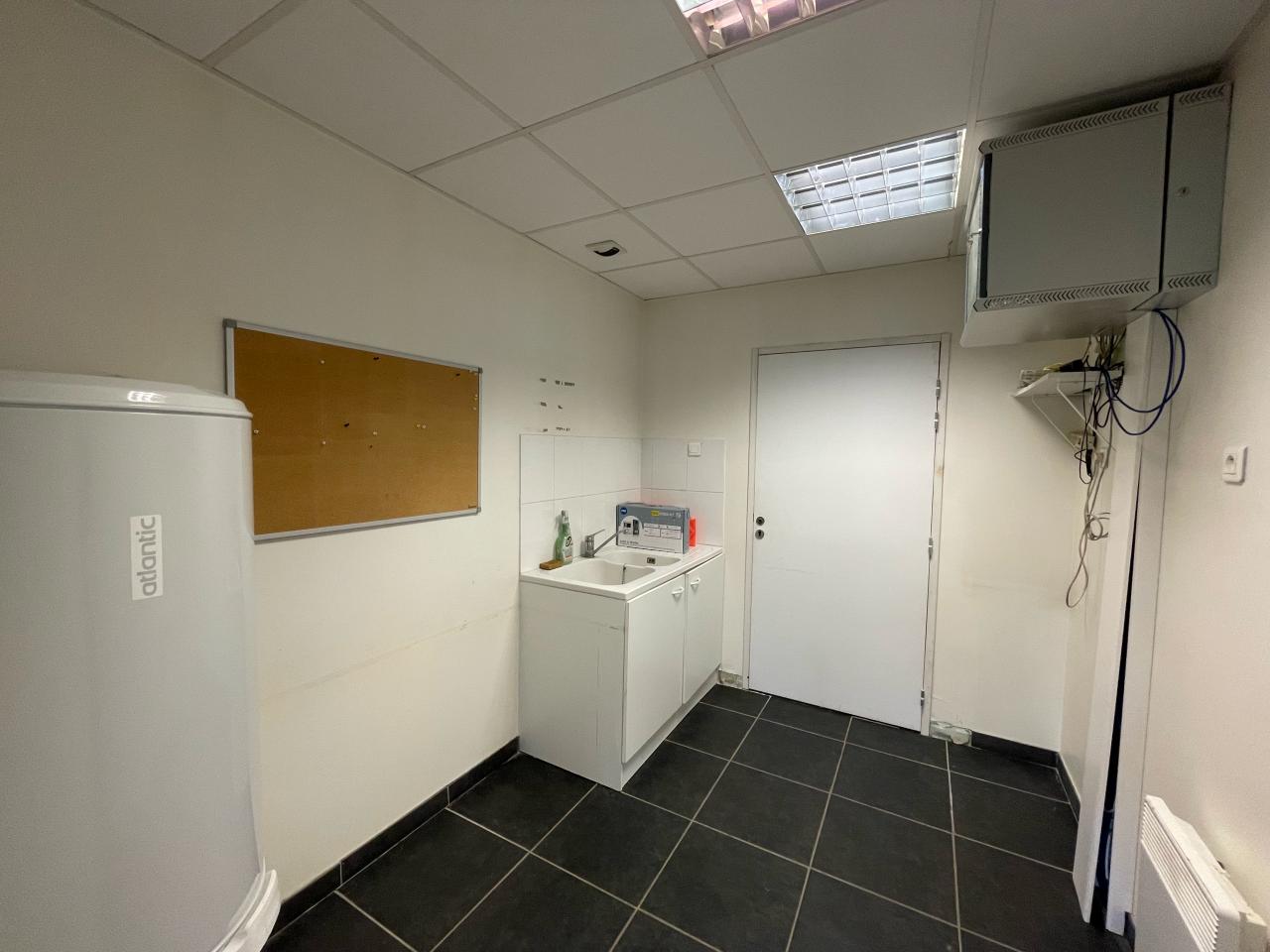 Bureau Mont-Saint-Aignan 544m² Location bureau Mont-Saint-Aignan Seine-Maritime OLBUR2427073 6